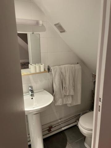 Chambre Quadruple avec Salle de Bains