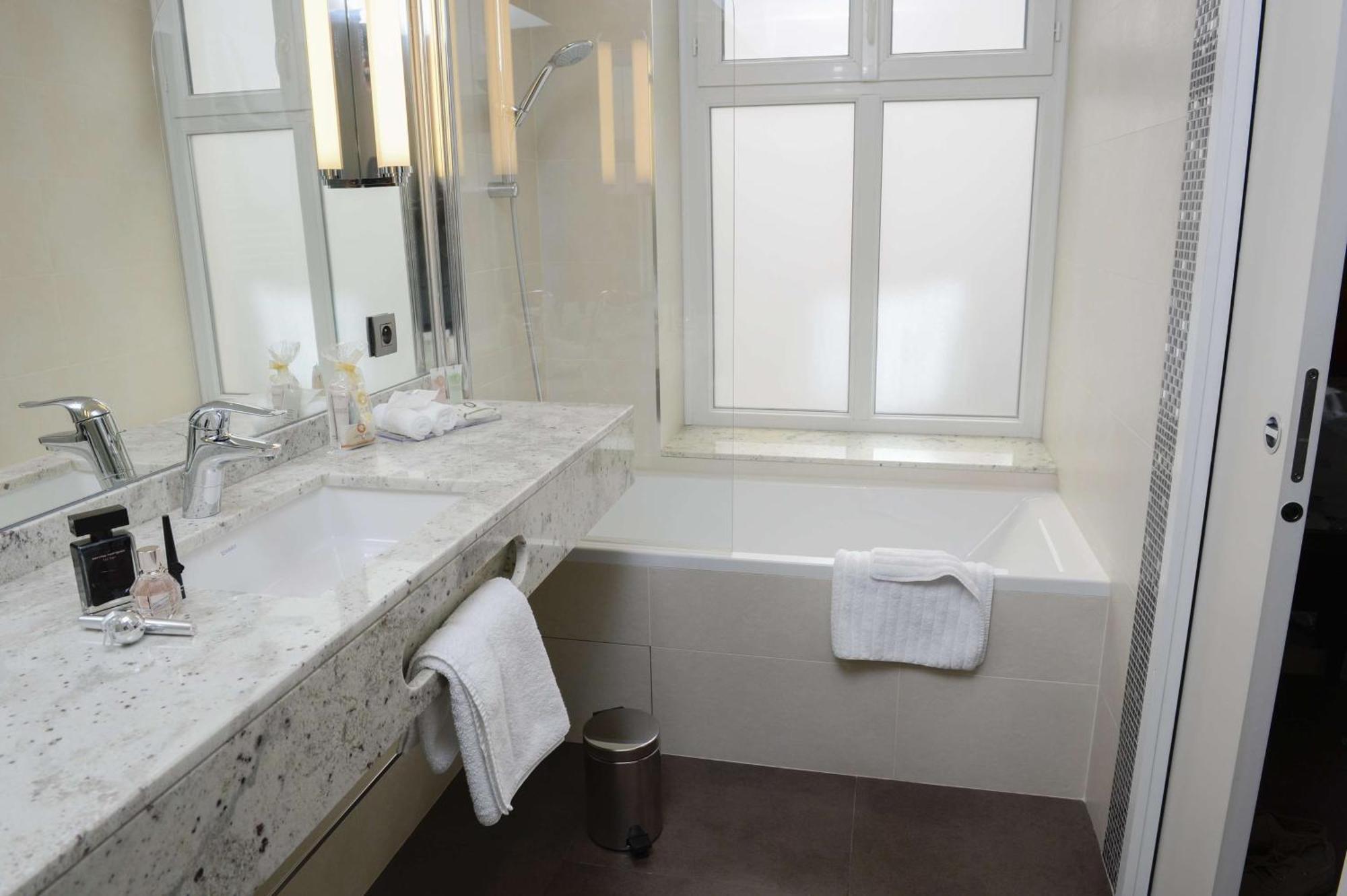 Standard Double Room,1444747057:JPEG