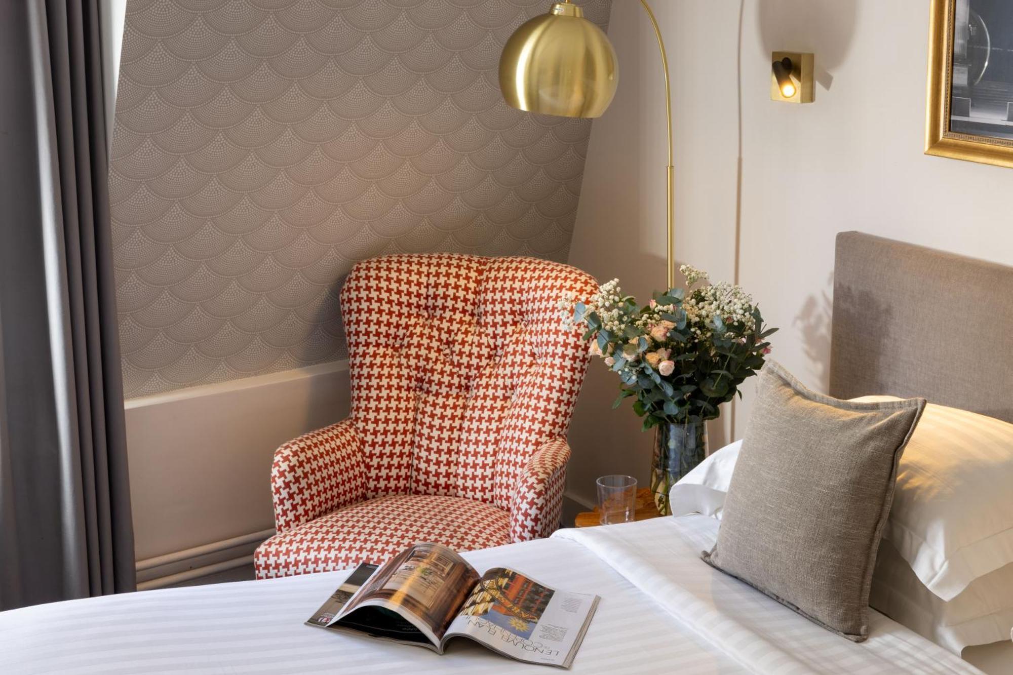 Superior Room Queen Bed