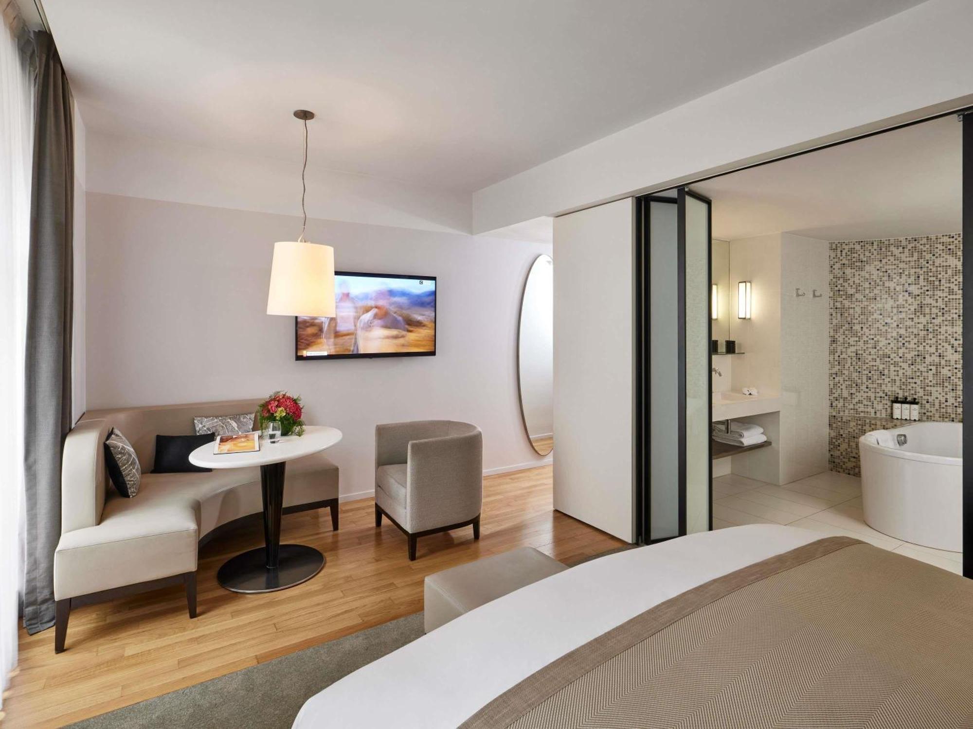 Premium Junior King Suite,1756395014:JPEG