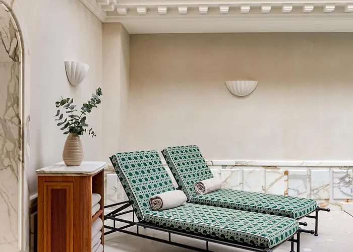 Hotel 5 estrelas: Saint James Paris