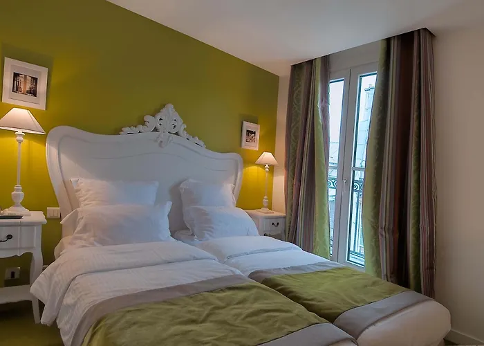 3 star hotel: Hotel Cluny Square
