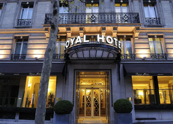 Hôtel 4 étoiles: Royal Hotel Paris Champs Elysées
