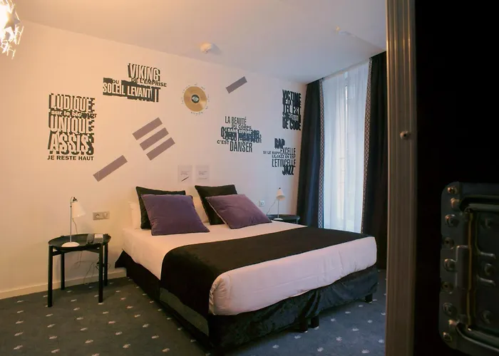 Hotel Du Triangle D'Or