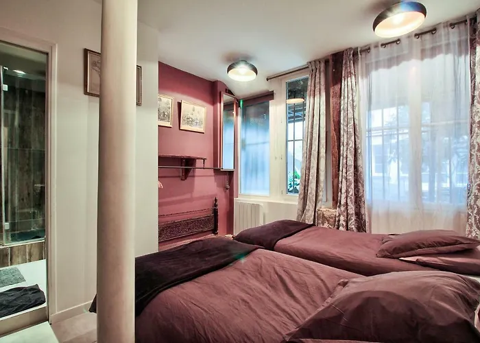 Apartment: Maison Marais